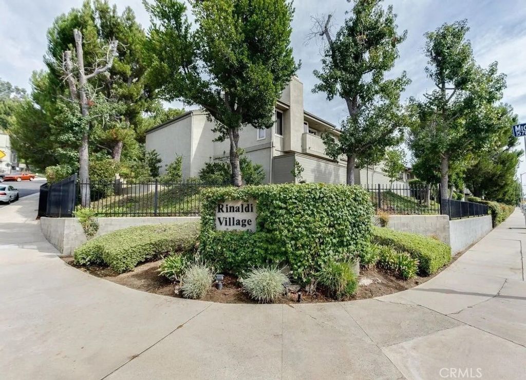 15786 Midwood 5, Granada Hills, CA 91344