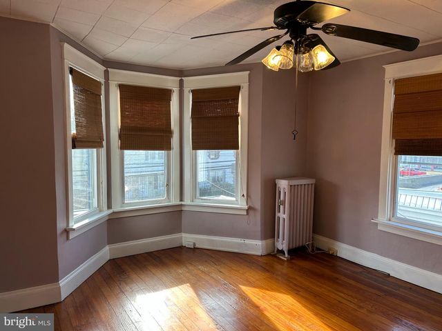 2712 BOAS ST, Harrisburg, PA 17103