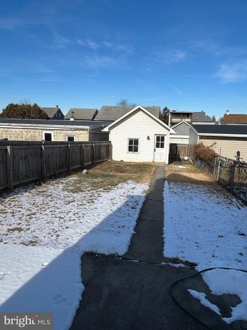 2712 BOAS ST, Harrisburg, PA 17103