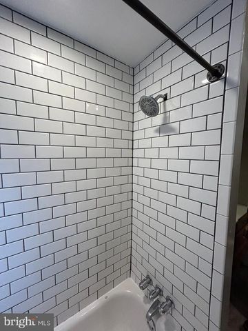 2712 BOAS ST, Harrisburg, PA 17103