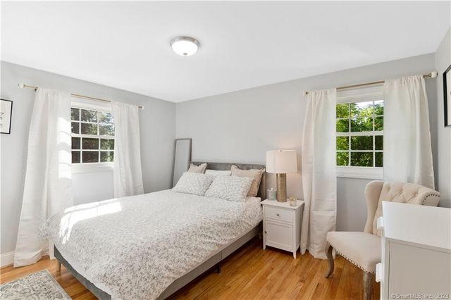 10 London Court, Old Saybrook, CT 06475