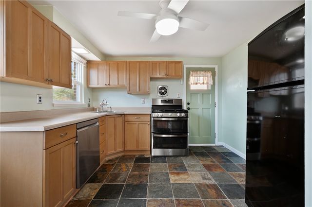 126 Gardenview Drive, Reserve, PA 15212