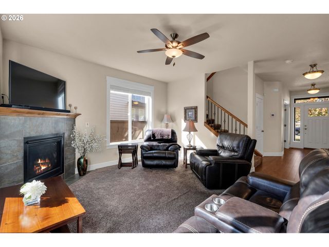 1849 WILLOW St, Woodland, WA 98674
