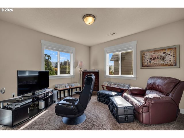 1849 WILLOW St, Woodland, WA 98674