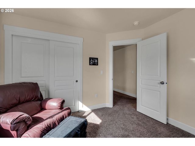 1849 WILLOW St, Woodland, WA 98674