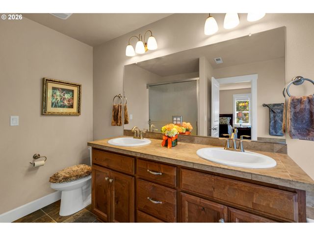 1849 WILLOW St, Woodland, WA 98674