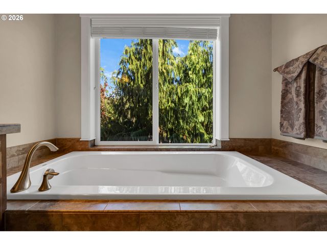 1849 WILLOW St, Woodland, WA 98674