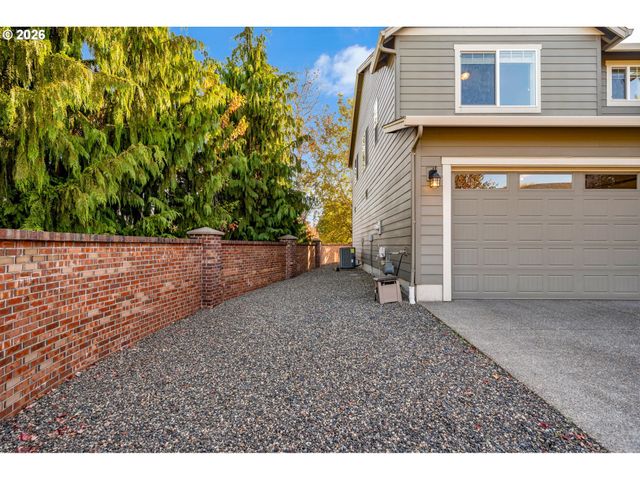 1849 WILLOW St, Woodland, WA 98674