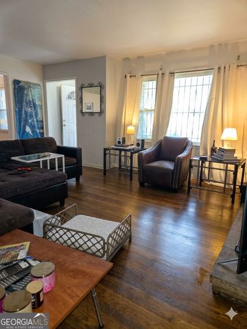 250 W Lake Avenue NW, Atlanta, GA 30314
