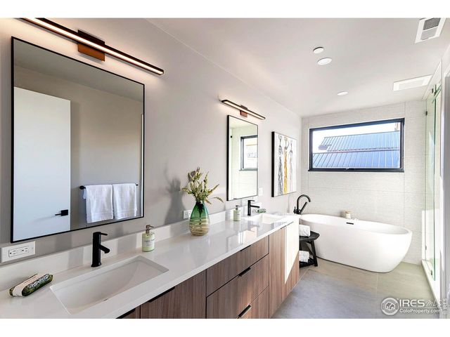 2586 3rd St, Boulder, CO 80304