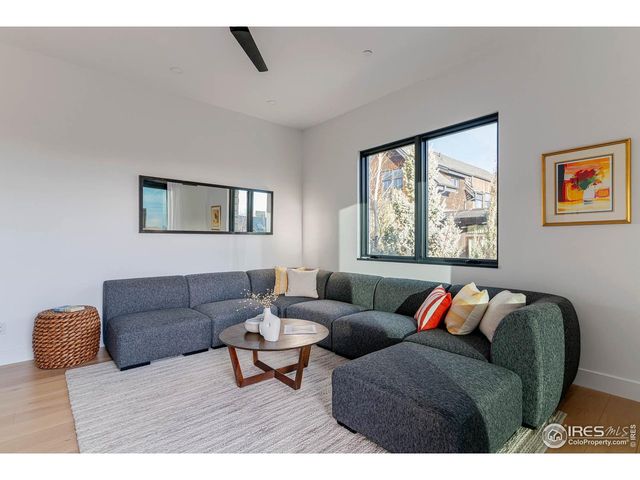 2586 3rd St, Boulder, CO 80304