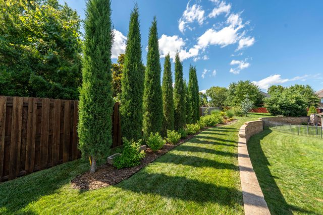 5907 S Audrey Court, Springfield, MO 65804