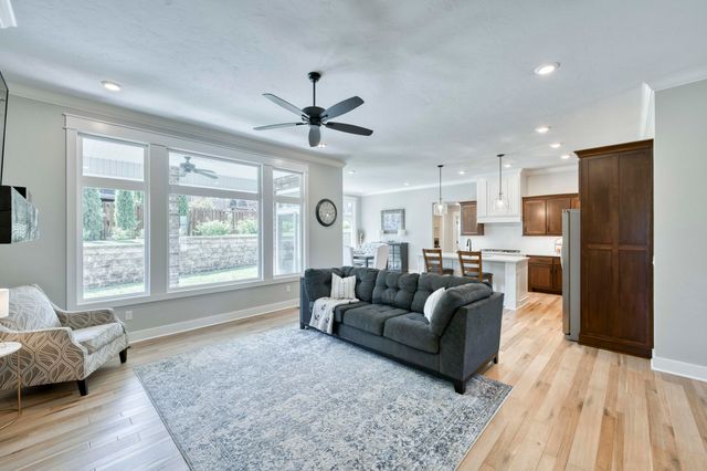 5907 S Audrey Court, Springfield, MO 65804