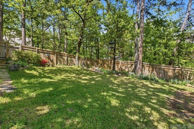 42 Stoneledge Drive, Maumelle, AR 72113