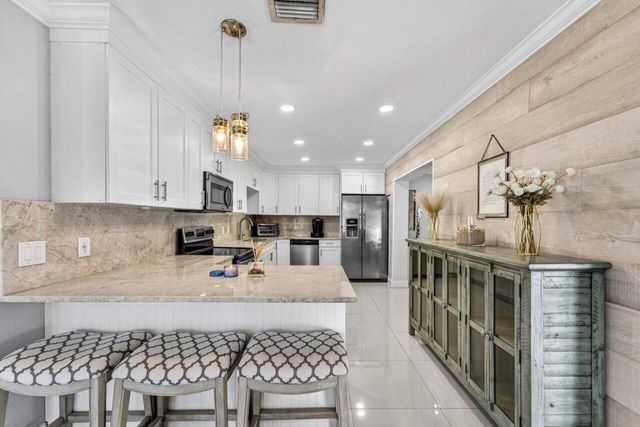 1581 SE 4th Court, Deerfield Beach, FL 33441