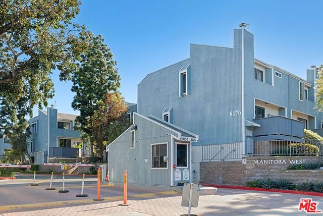 8172 Manitoba Street 4, Playa Del Rey, CA 90293