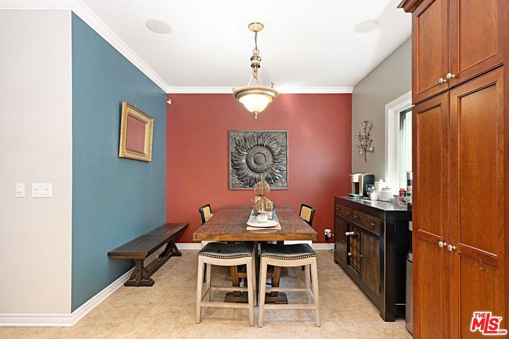 Image 13 of property listing at 8172 Manitoba Street 4, Playa Del Rey, CA 90293