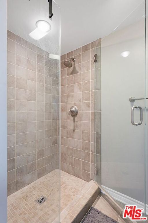 Image 18 of property listing at 8172 Manitoba Street 4, Playa Del Rey, CA 90293