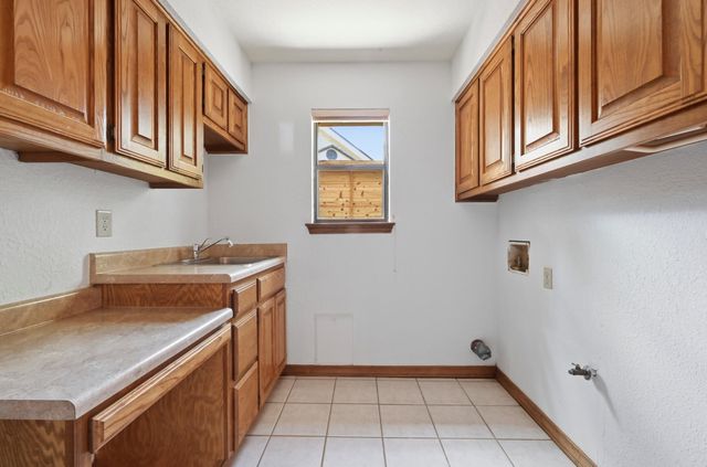 5714 Barker Ridge DR, Austin, TX 78759