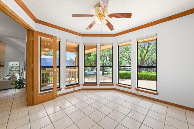 5714 Barker Ridge DR, Austin, TX 78759