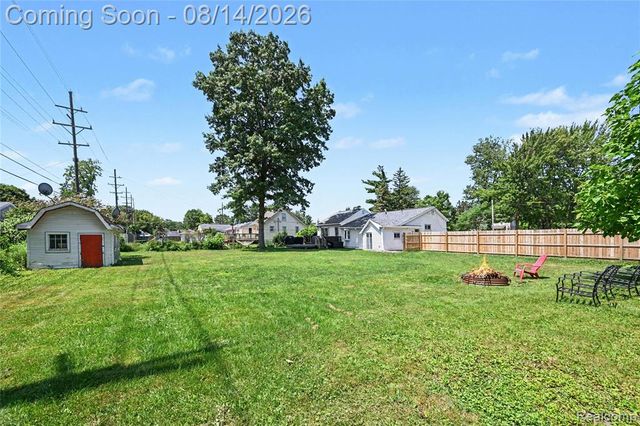36951 Sibley Road, New Boston, MI 48164