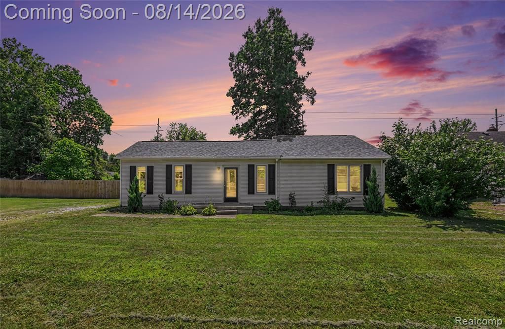 36951 Sibley Road, New Boston, MI 48164