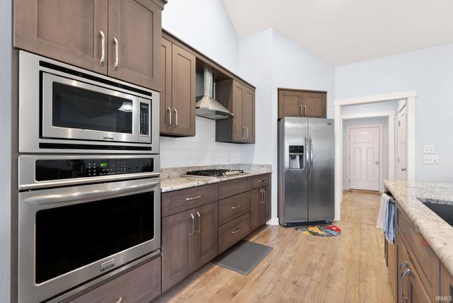 13513 Montoro Court, Fort Wayne, IN 46845