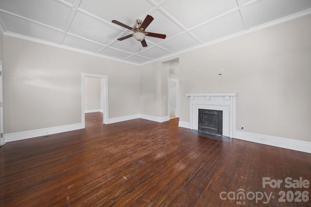 204 S East Avenue, Kannapolis, NC 28083