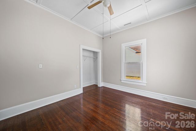 204 S East Avenue, Kannapolis, NC 28083