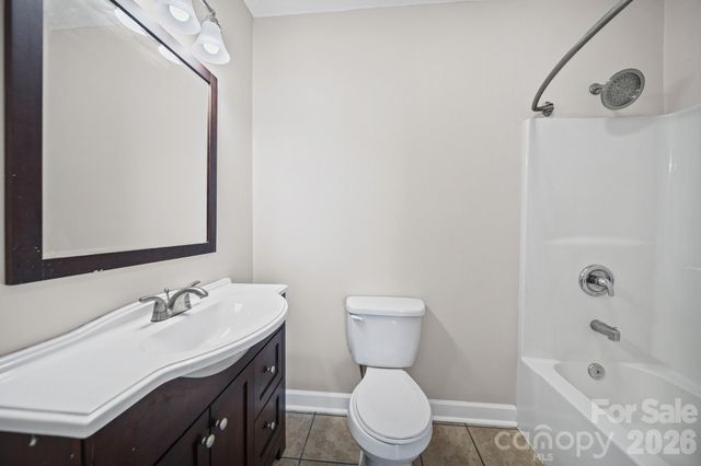 204 S East Avenue, Kannapolis, NC 28083