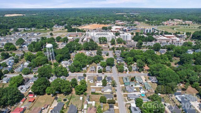 204 S East Avenue, Kannapolis, NC 28083