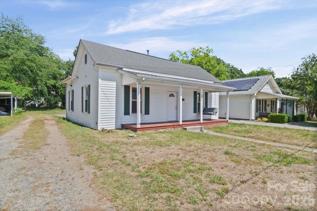 204 S East Avenue, Kannapolis, NC 28083