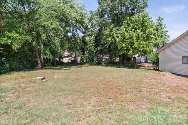 204 S East Avenue, Kannapolis, NC 28083