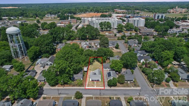 204 S East Avenue, Kannapolis, NC 28083