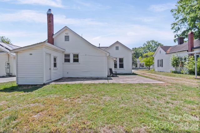 204 S East Avenue, Kannapolis, NC 28083