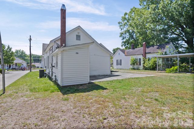 204 S East Avenue, Kannapolis, NC 28083