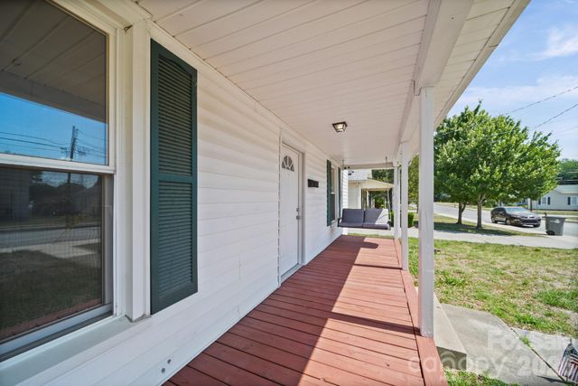 204 S East Avenue, Kannapolis, NC 28083