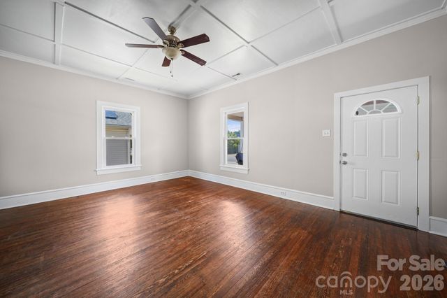 204 S East Avenue, Kannapolis, NC 28083