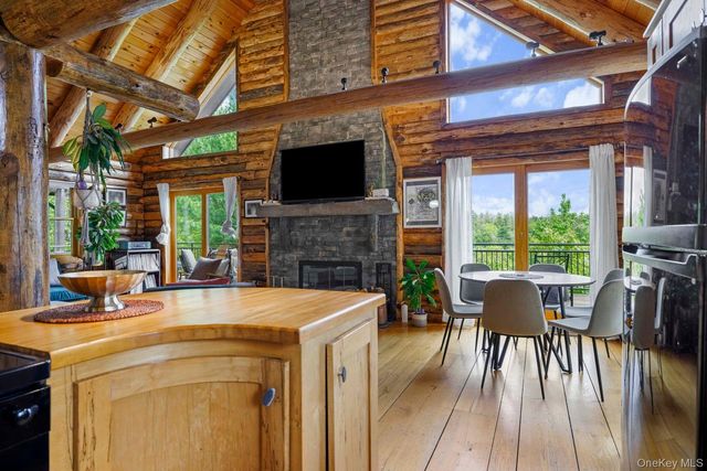 125 Stone Road, West Hurley, NY 12491