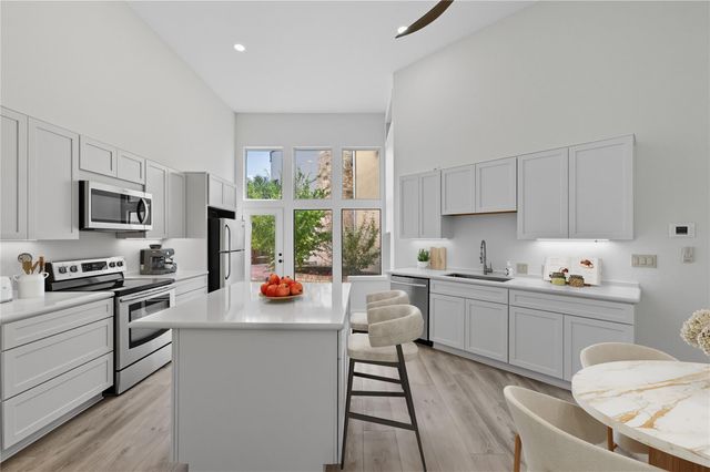 1 Crystal Springs CT G, The Hills, TX 78738
