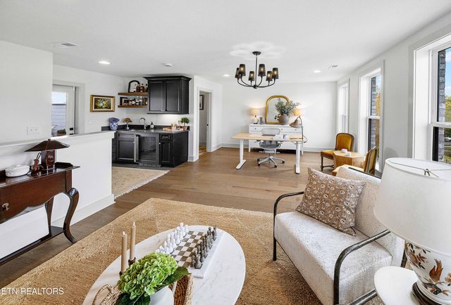 9460 Horizon Drive, Knoxville, TN 37922