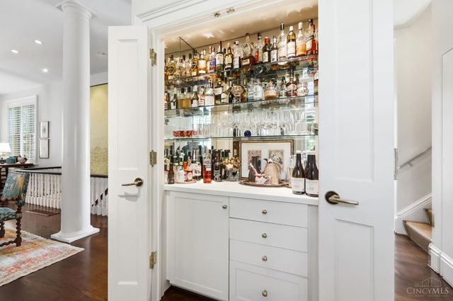 548 Liberty Hill, Cincinnati, OH 45202