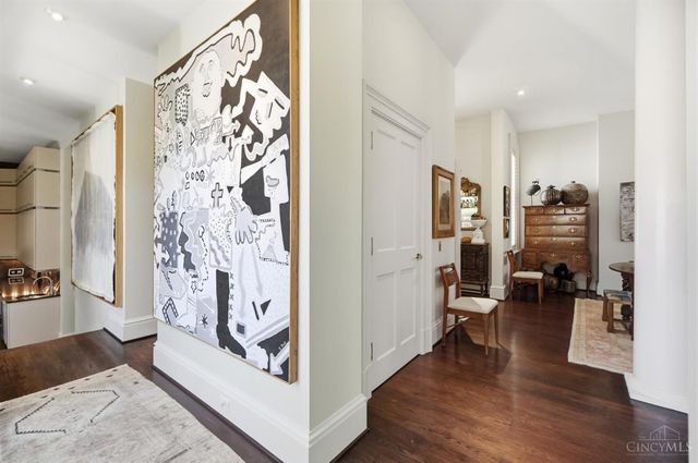 548 Liberty Hill, Cincinnati, OH 45202