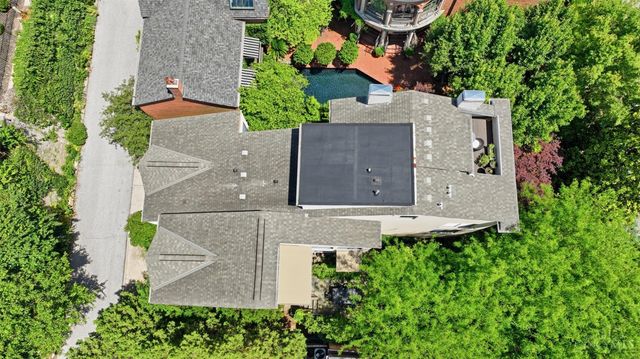 548 Liberty Hill, Cincinnati, OH 45202