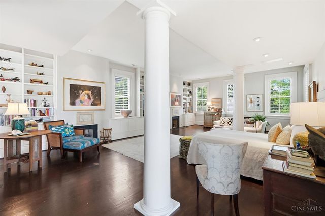 548 Liberty Hill, Cincinnati, OH 45202