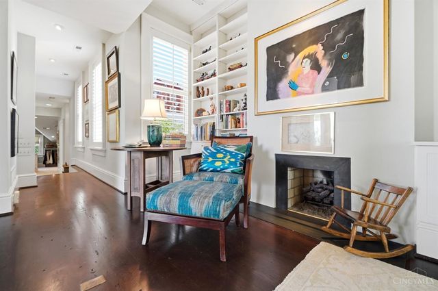 548 Liberty Hill, Cincinnati, OH 45202
