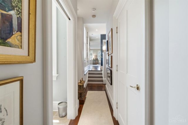 548 Liberty Hill, Cincinnati, OH 45202