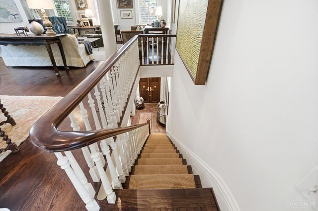 548 Liberty Hill, Cincinnati, OH 45202