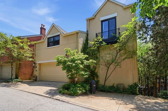 548 Liberty Hill, Cincinnati, OH 45202