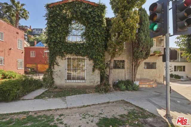 1492 Silver Lake Boulevard 3, Los Angeles, CA 90026